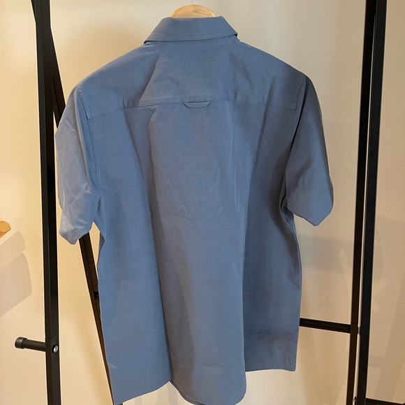 Unless Collective “Work” Shirt - Wms L/ Men’s M - Picture 4 of 4